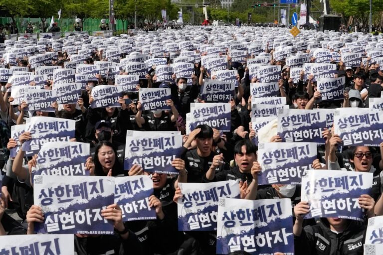Samsung workers reportedly postpone strike that threatened to disrupt global chip supplies