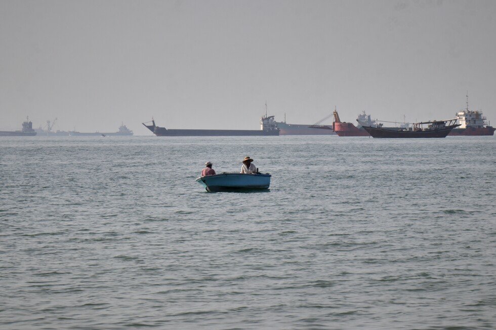 Ship seized off UAE coast heads to Iranian waters