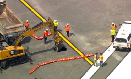 Sinkhole shuts down runway at LaGuardia International Airport