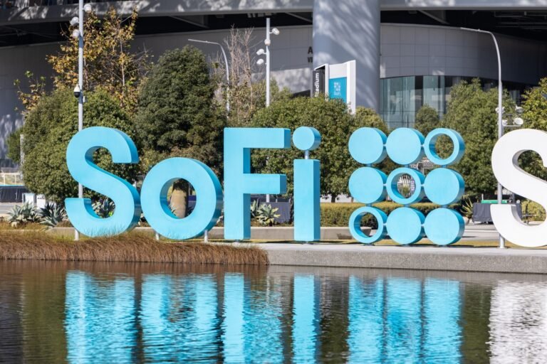 SoFi Is Down 50% - I'm Buying More (NASDAQ:SOFI)