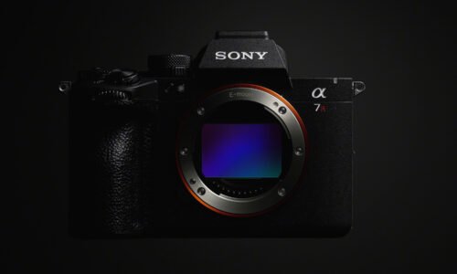 Sony's A7R VI Blends Speed With A 67MP Stacked Sensor