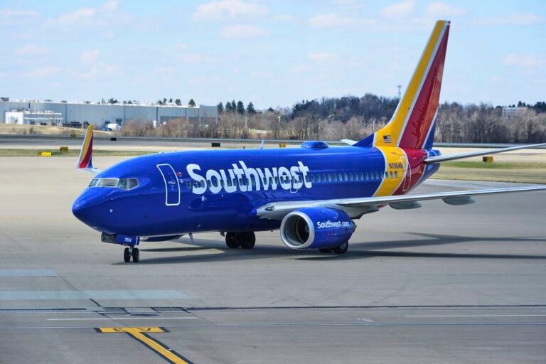 Southwest Airlines lays off 75 people