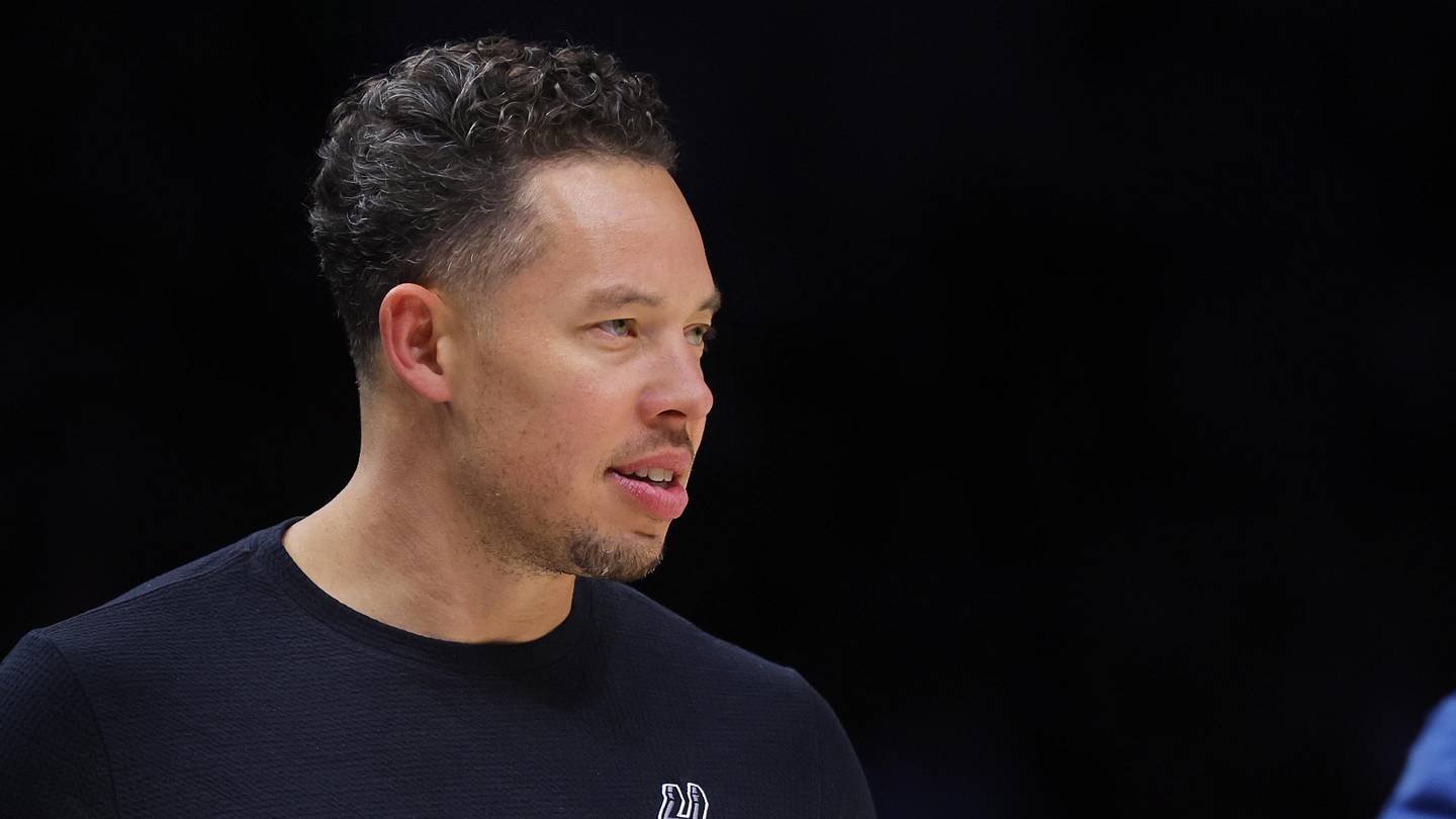 Spurs' Mitch Johnson Finishes Third in Coach of the Year Voting