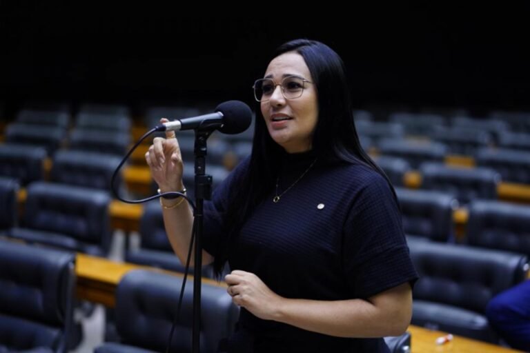 Dayany Bittencourt é deputada federal pelo União Brasil (Foto: Pablo Valadares/Câmara dos Deputados)