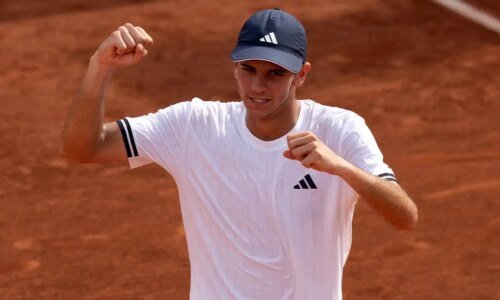 Tennis player Rafael Jodar accused of pushing French Open ball girl, but did he really?