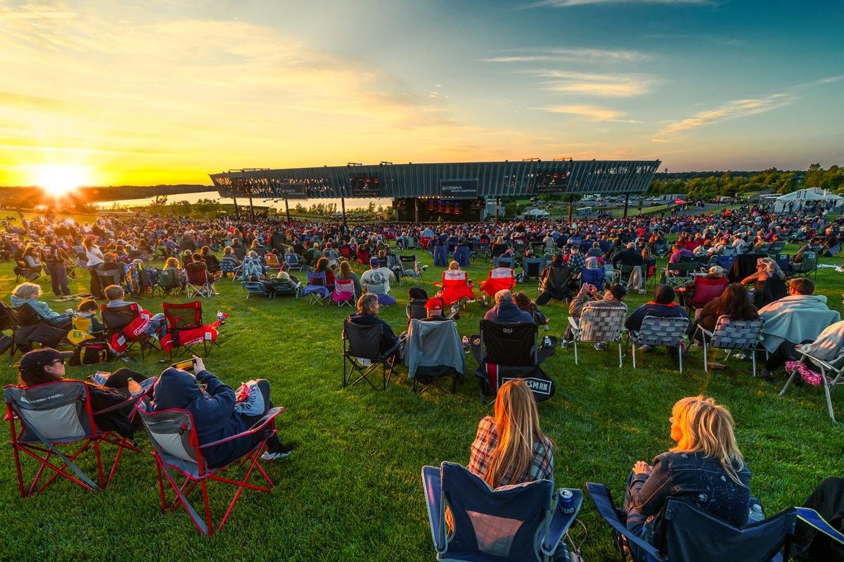 Treaty Oak Revival Bringing Texas Country Rock to Lakeview