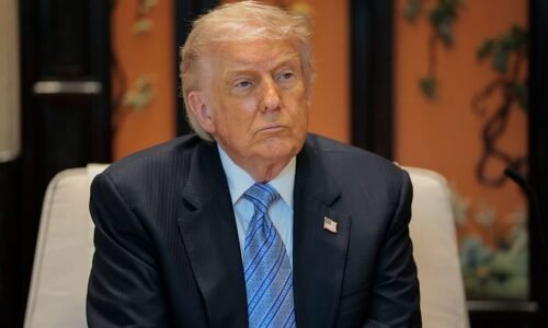 Trump disapproval rises on economy, healthcare: CNN poll
