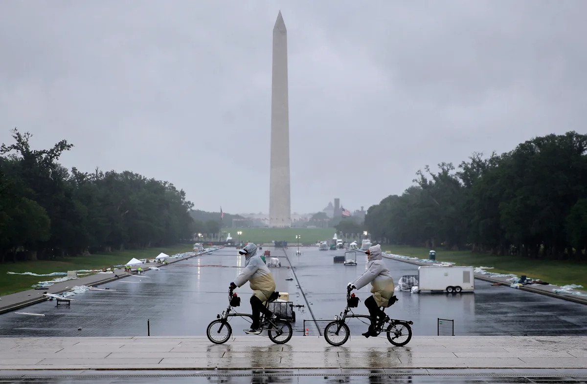Trump says Obama and Biden spent 'hundreds of millions' on reflecting pool. They did not