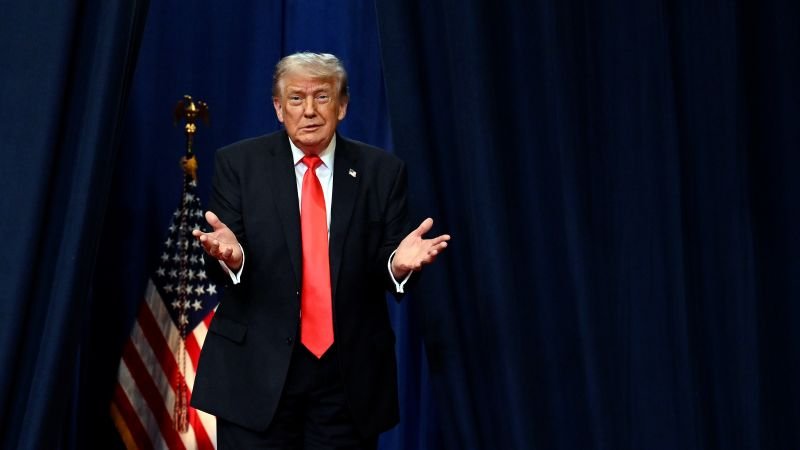 Trump’s bizarre behavior often gets a pass. That’s starting to change