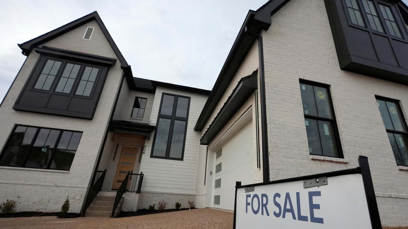 US long-term mortgage rate bounce back to levels seen 4 weeks ago