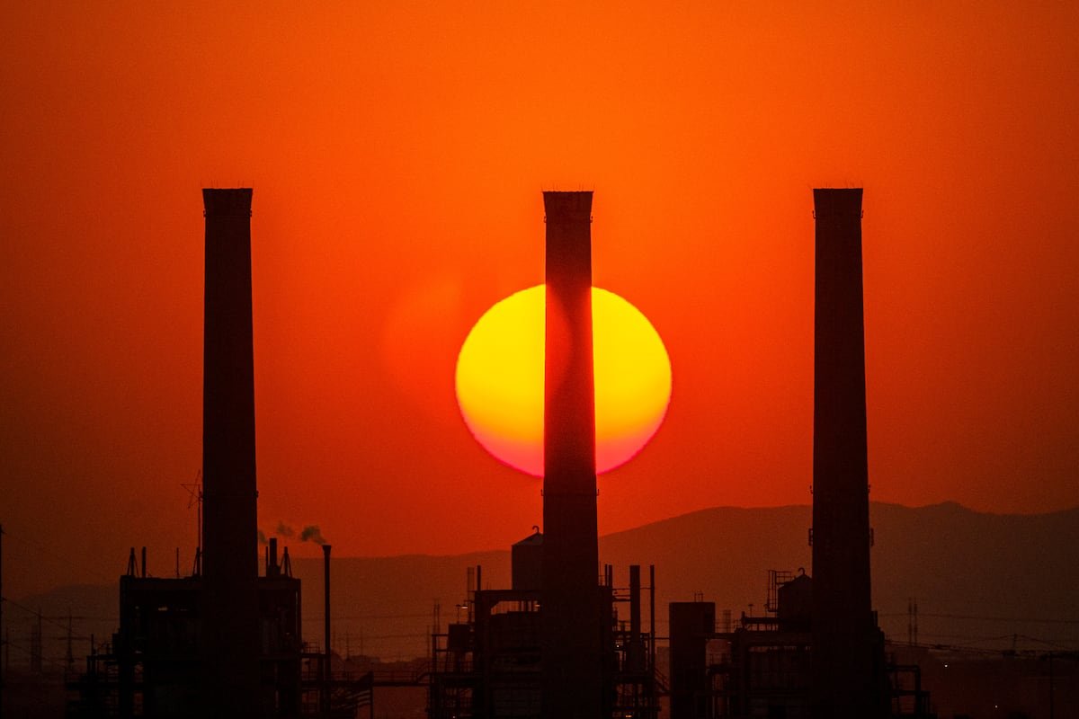 Utah's data center could create a massive heat island that could devastate the Great Salt Lake, scientists say