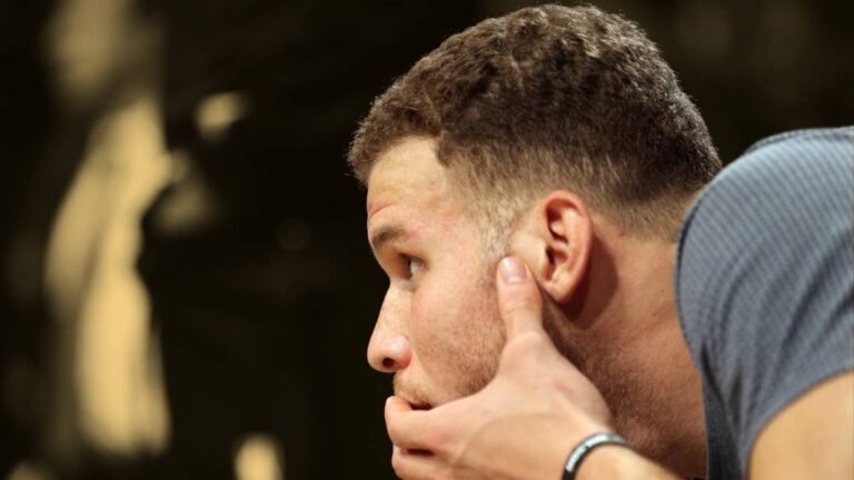 When Blake Griffin's moment of madness left him with a broken hand and an $860,000 fine: "We are like brothers and we just have to move on"