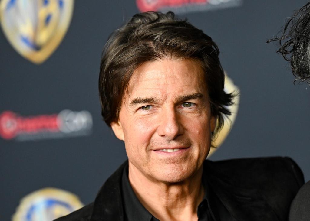 Why Tom Cruise & Pamela Anderson Romance Rumors Are Circulating