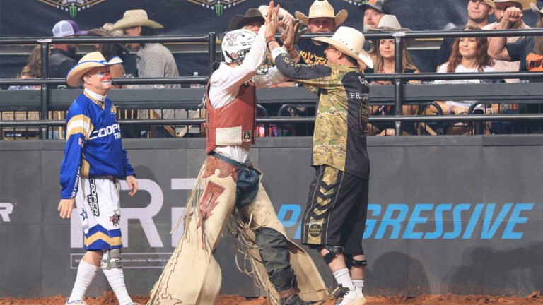 With fourteenth-straight conversion, Hudson Bolton advances to a perfect 7-for-7 during the 2026 PBR World Finals: Unleash The Beast at Dickies Arena