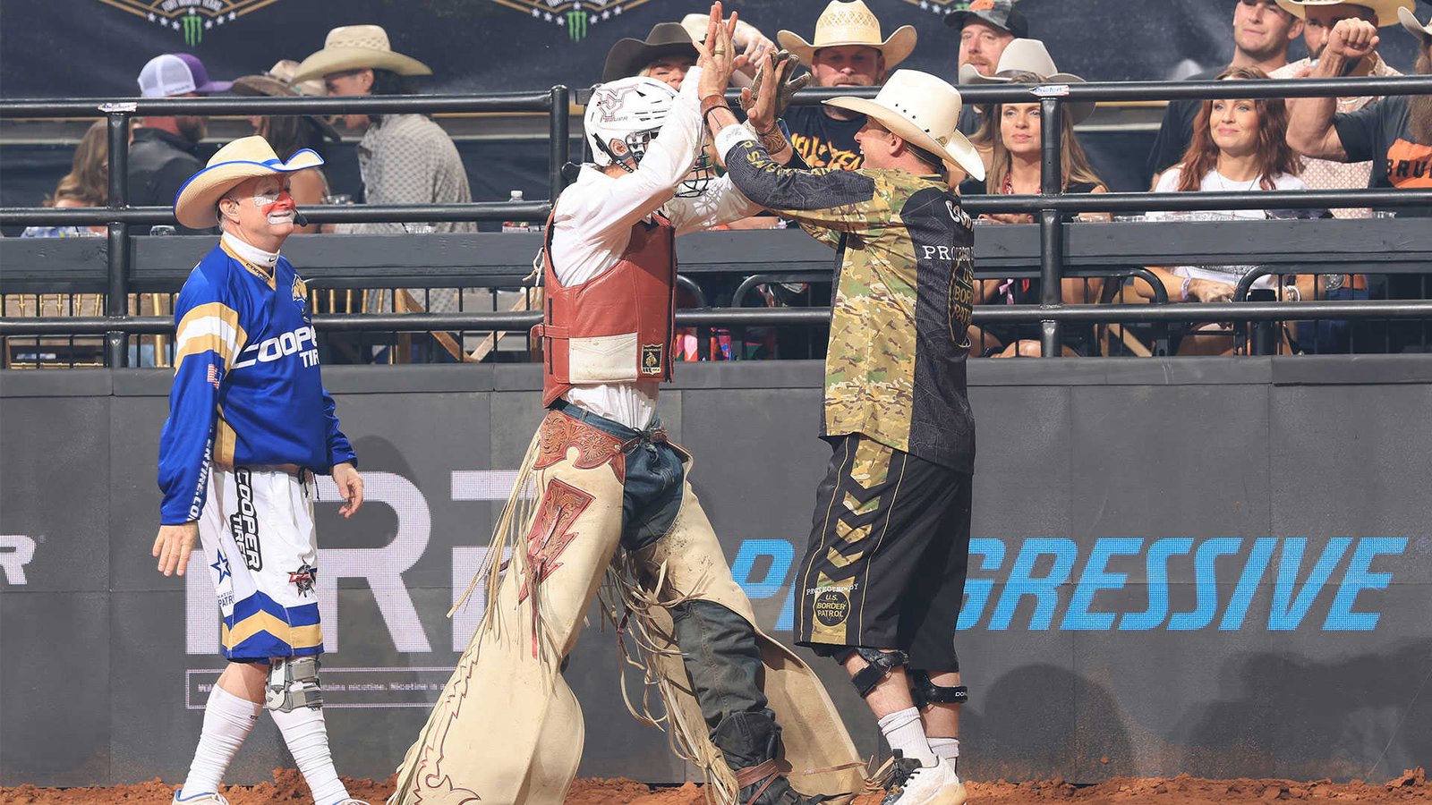 With fourteenth-straight conversion, Hudson Bolton advances to a perfect 7-for-7 during the 2026 PBR World Finals: Unleash The Beast at Dickies Arena