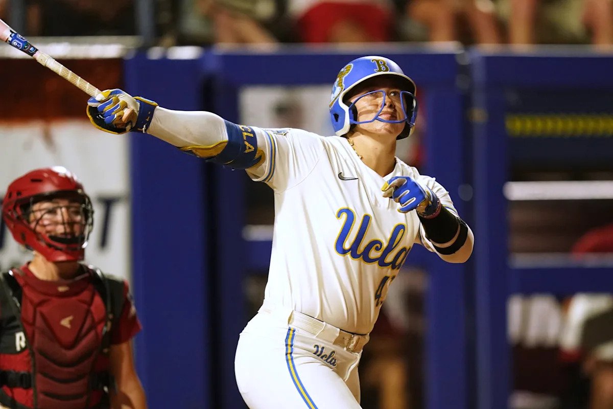 Women's College World Series live scores, results: Texas faces Nebraska, Texas Tech plays UCLA for semifinal berths in 2026 NCAA softball tournament