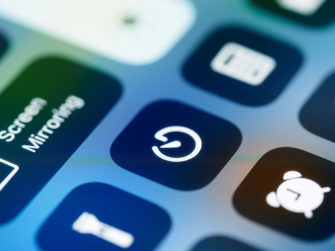 O que significa “foco com o celular por perto” e como medir na rotina — cellphone face-down