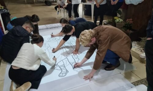 voluntários iniciam confecção dos tapetes de Corpus Christi em Cascavel