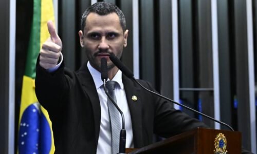 A trombada entre Cleitinho e presidente do Republicanos que alimenta a indefinição em Minas Gerais