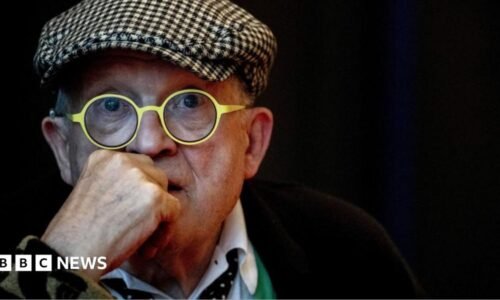 Artist David Hockney dies aged 88