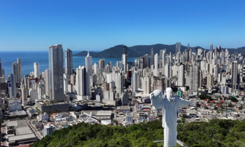 Balneário Camboriú atrai empreendimentos de luxo de marca italiana ligada à Ferrari