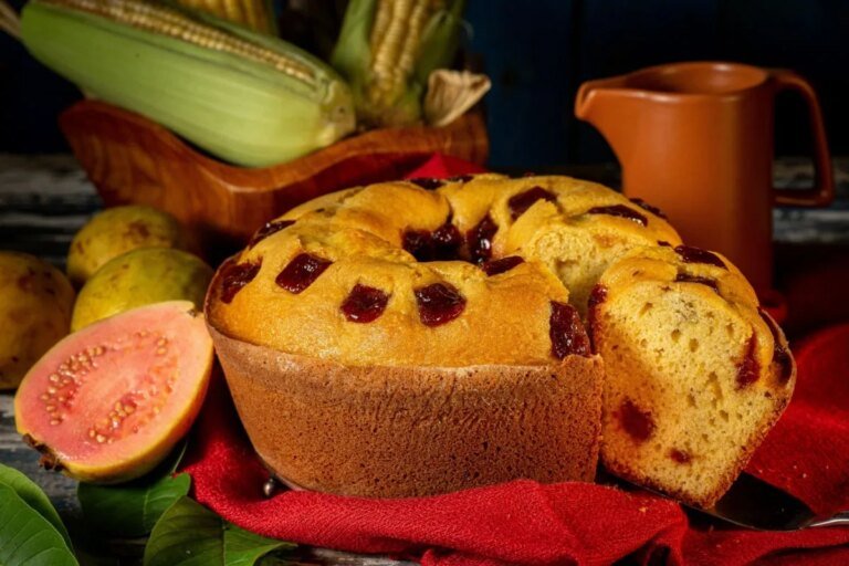 Bolo de milho-verde: 3 receitas fáceis e deliciosas para o lanche da tarde