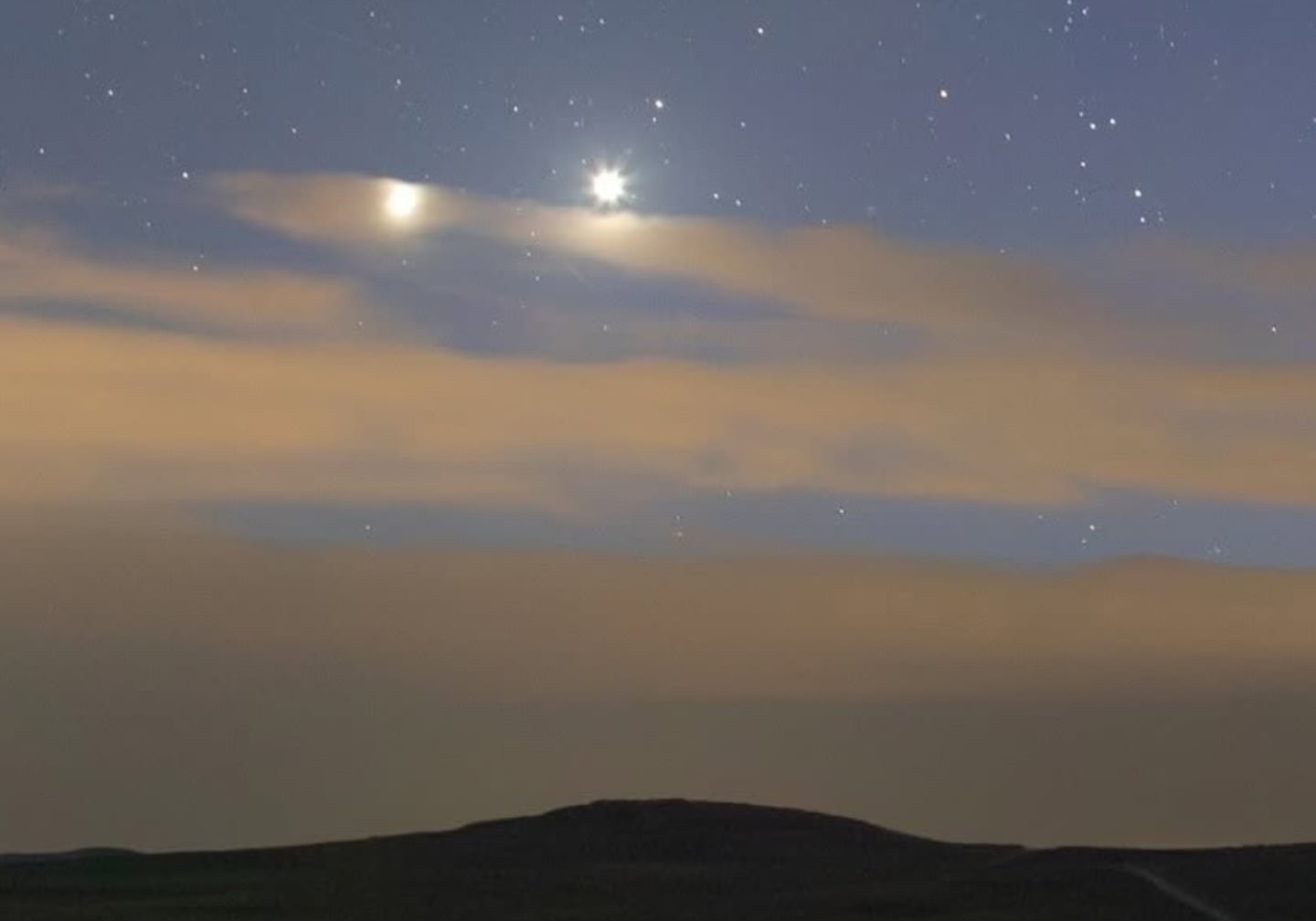 Venus and Jupiter in conjunction, as seen near the Wyoming-Utah border on June 8, 2026.