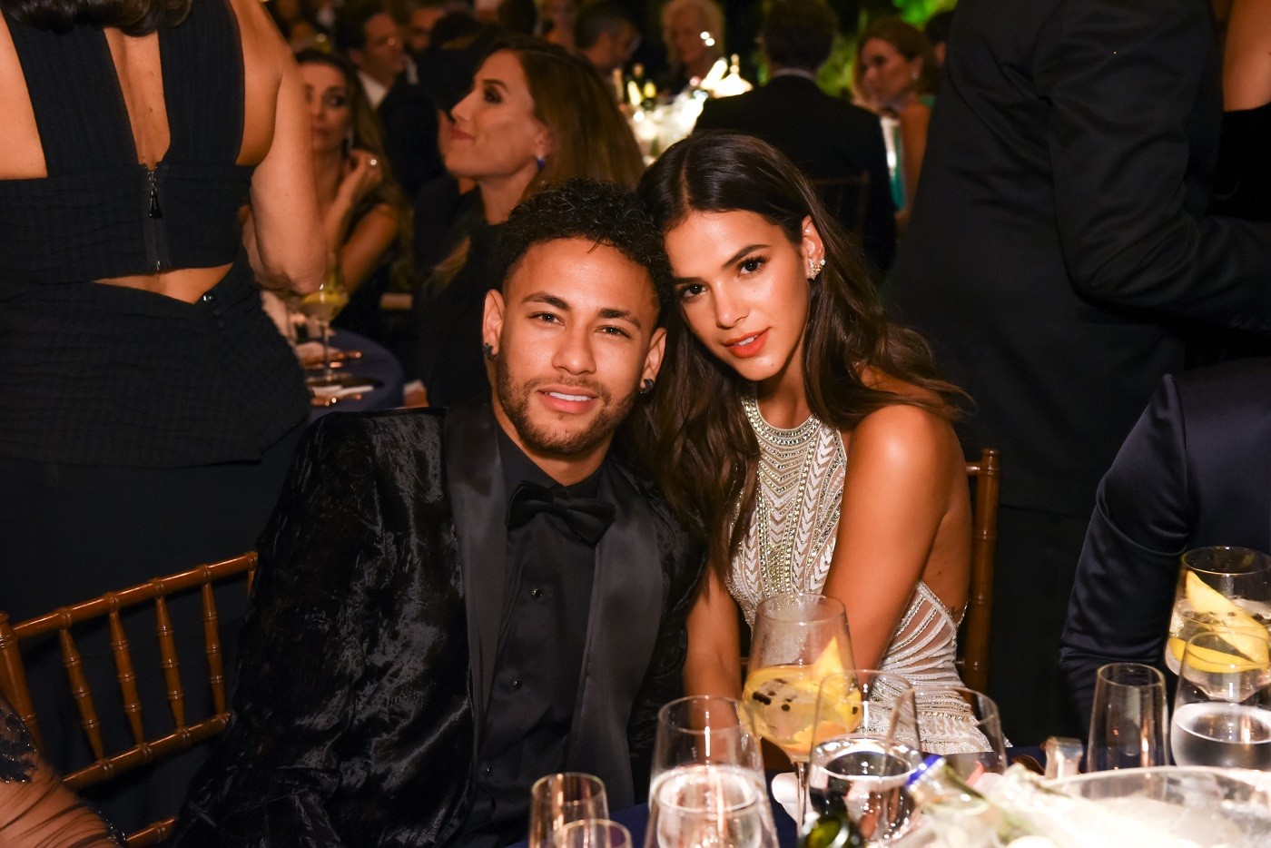 Bruna Marquezine relembra namoro com Neymar aos 18 anos: 'Momento muito vulnerável'