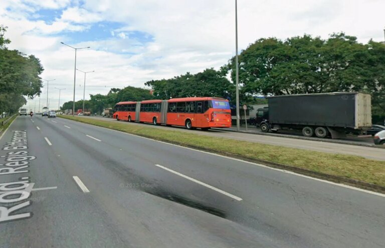 Canaleta da Linha Verde Sul terá bloqueio parcial por três dias