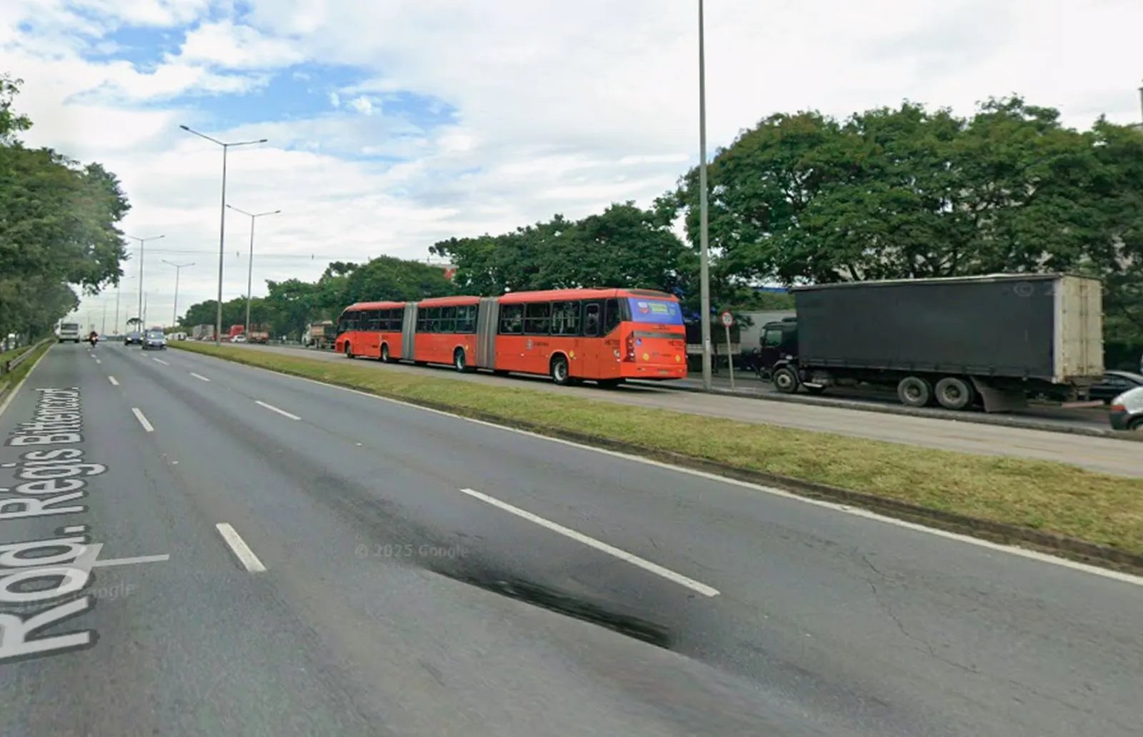 Canaleta da Linha Verde Sul terá bloqueio parcial por três dias