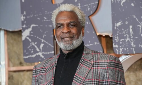Charles Oakley-James Dolan feud continues during Knicks' NBA Finals run despite peace efforts by Michael Jordan, Adam Silver