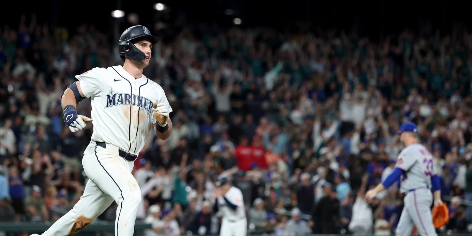 Cole Young hits walk-off single; Mariners win 7th straight game