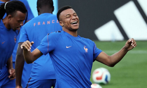 Copa: Mbappé e Haaland duelam em confronto pela liderança - 25/06/2026 - Esporte
