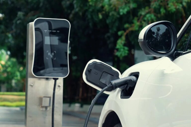 Cota zero para elétricos importados é renovada por seis meses