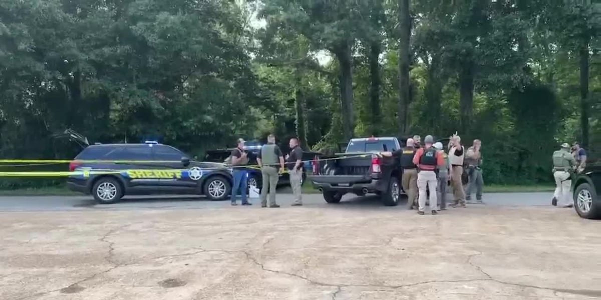 Covington County deputy shot near supermarket; multiple agencies responding