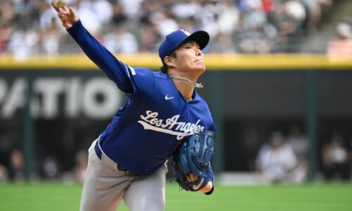 Dodgers star Yoshinobu Yamamoto loses perfect game on Mookie Betts' error in 8th inning, then loses no-hitter in 9th