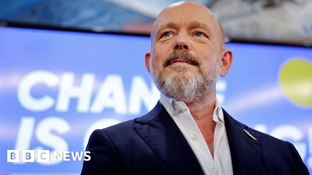 Ex-UK political aide Steve Hilton would overhaul California as governor, he tells BBC