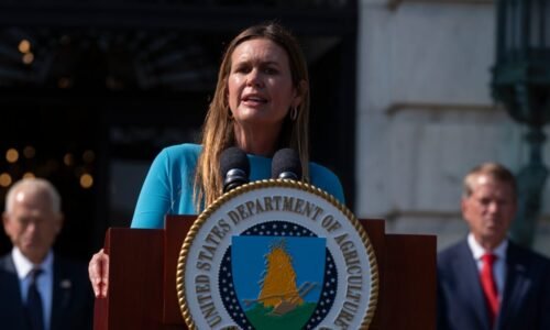 Governor Sanders declares June as Fidelity Month