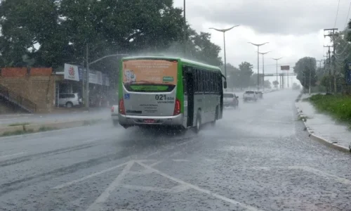 Inmet emite alerta de chuvas intensas para 2 municípios do Cariri