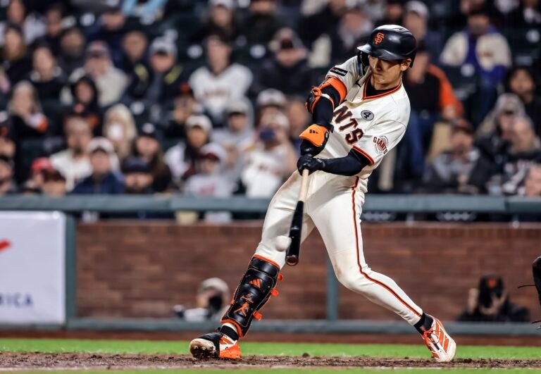 Jung Hoo Lee’s 18-game hit streak has helped ignite SF Giants’ offense