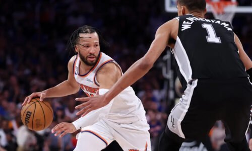 Knicks vs. Spurs score, live updates, where to watch: NBA Finals head back to San Antonio for Game 5 after Knicks' historic 29-point comeback