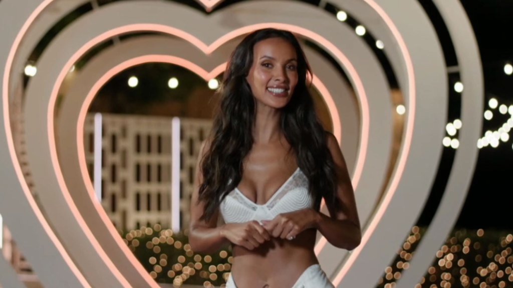 'Love Island UK' Season 13 Couples Photos After Day 1