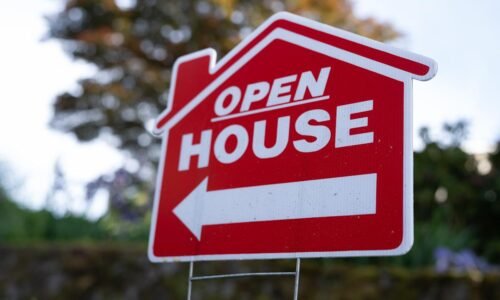 Mortgage and refinance interest rates today