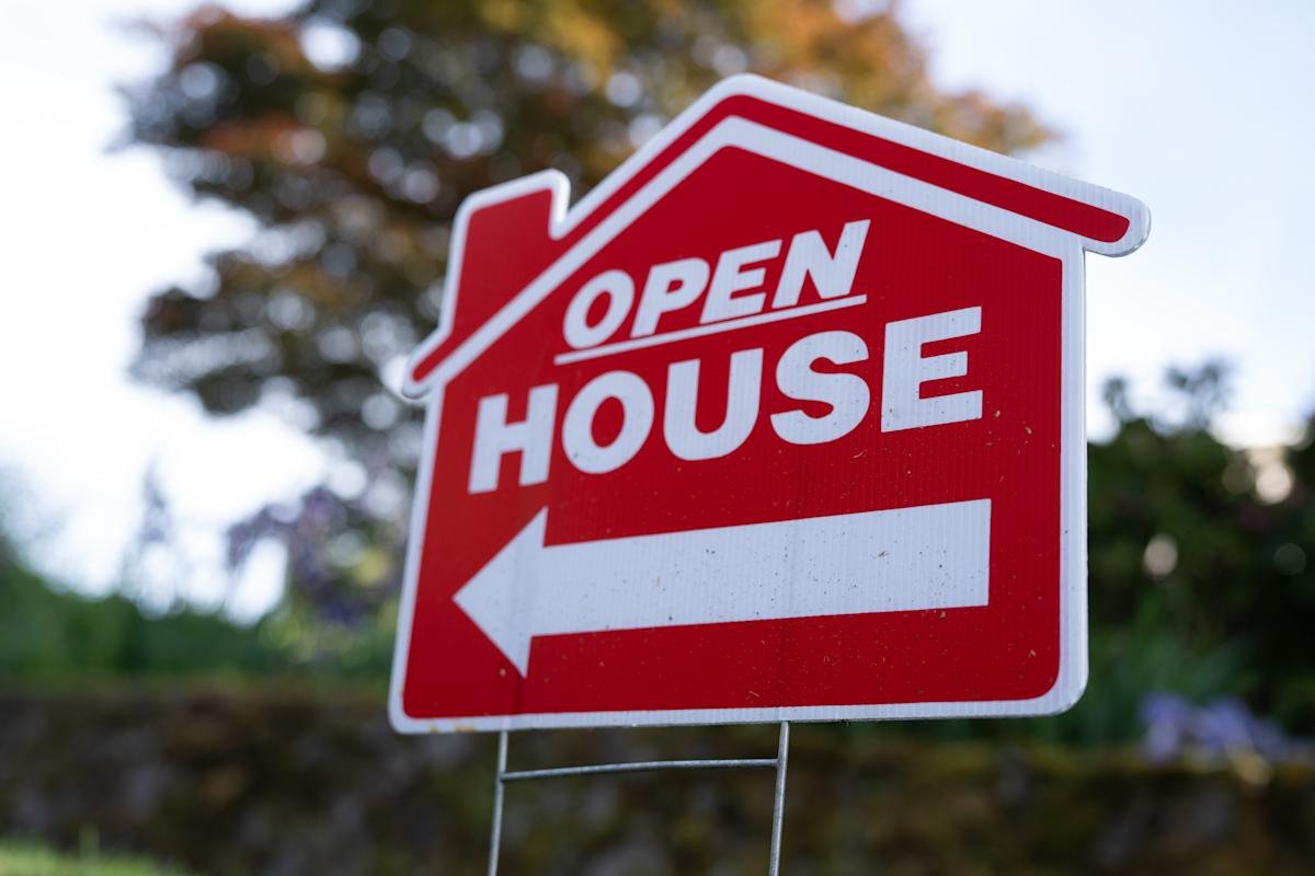 Mortgage and refinance interest rates today