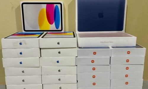 Mulher é flagrada com 37 iPads e 2 MacBooks sem comprovação fiscal em ônibus abordado pela ROTAM