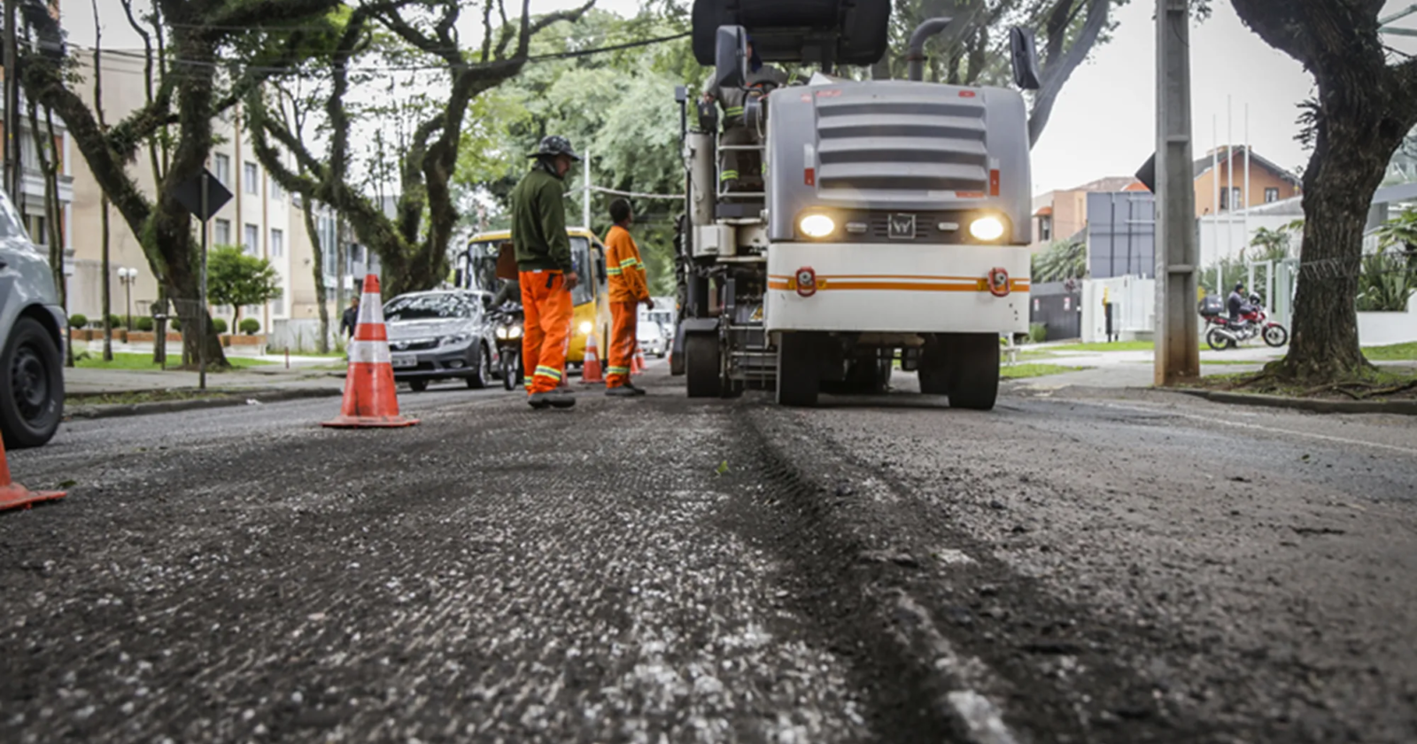 Obras alteram trânsito em quatro bairros de Curitiba a partir desta segunda