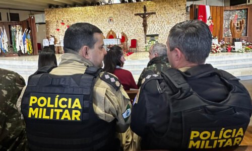 'Páscoa dos Militares' reúne forças de segurança em celebração na Catedral de Cascavel