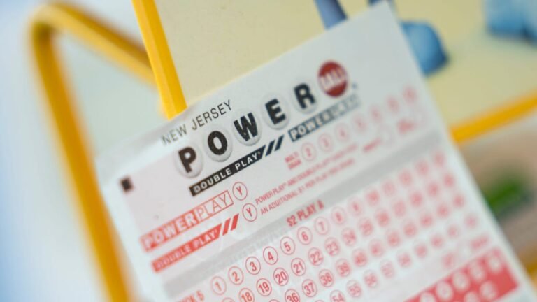 Powerball jackpot $269M for Monday, June 15. Winning numbers