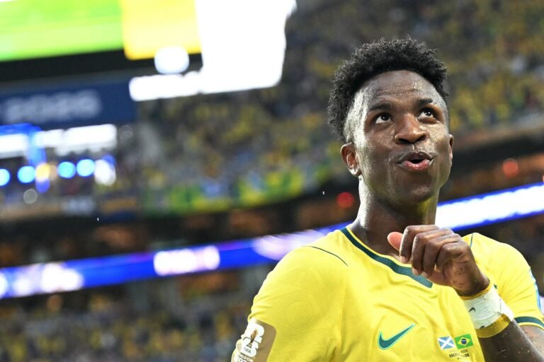 Ranking internacional põe Vini Jr. só atrás de Messi e Mbappé na Copa do Mundo; Brasil tem três jogadores entre os 50 melhores