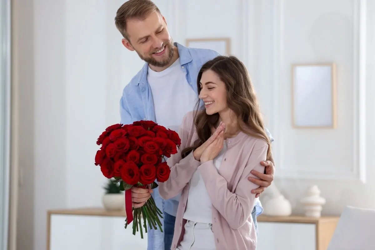 Rosas para o Dia dos Namorados: descubra qual cor combina com a sua história de amor